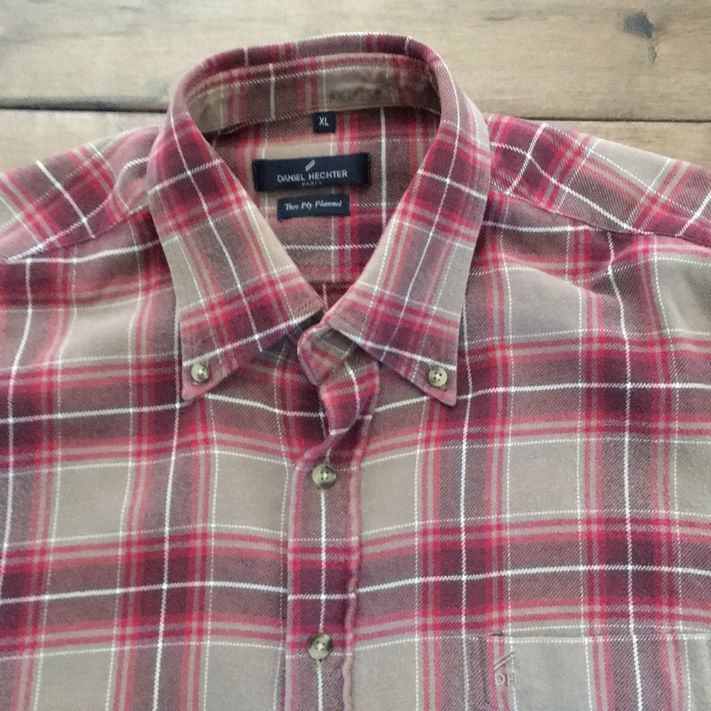 🥐Daniel Hechter plaid flannel size XL.